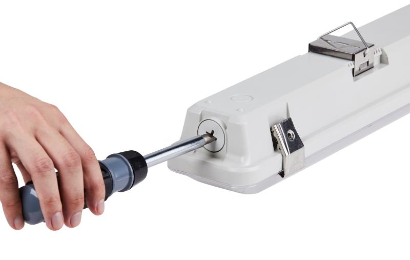 DOTLUX LED-Feuchtraumleuchte MISTRALsensor IP66 1540mm 39W Powerselect 4000K gefrostet mit Radarsensor