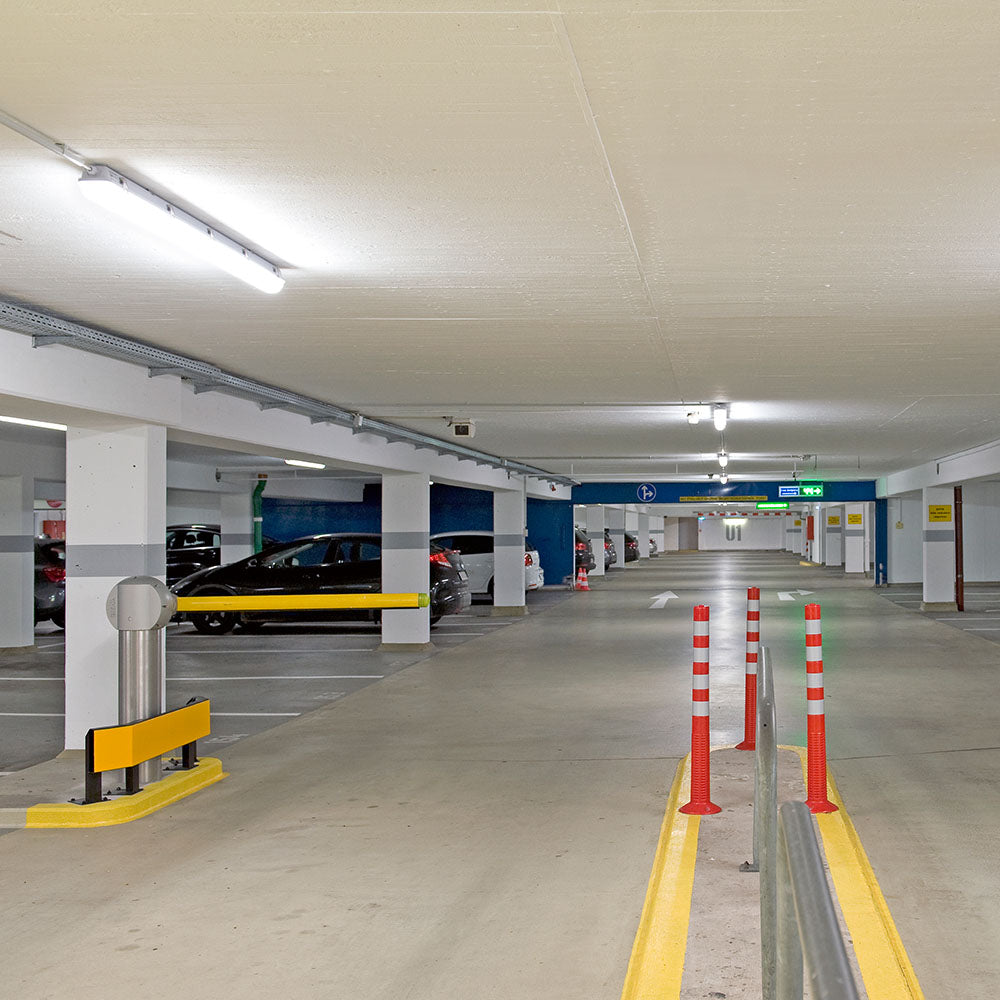 DOTLUX LED-Feuchtraumleuchte MISTRAL IP66 1540mm max.57W 4000K gefrostet