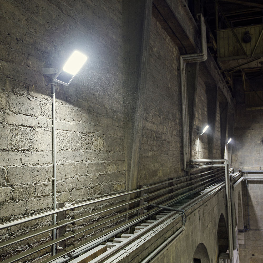 DOTLUX LED-Fluter LENSplus 50W 3000K 120° Abstrahlwinkel