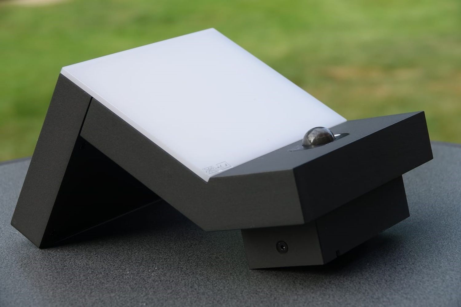 DOTLUX LED-Solar-Wandleuchte FLASHwall mit Sensor 3,5W 3000K