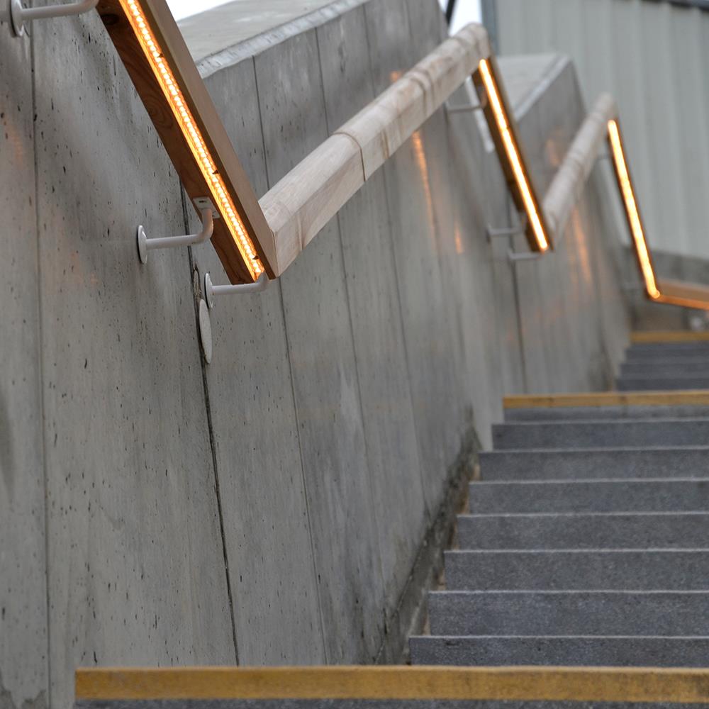 DOTLUX RGBW CURVE LED-Streifen 96W 12mm IP20 5m-Rolle inkl. 50cm Anschlusskabel beidseitig