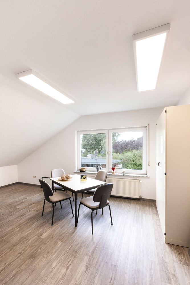 DOTLUX LED-Aufbauleuchte PANELbig-ugr 295x1195mm 34W COLORselect mit 4poligem Stecker für HCL inkl. Netzteil