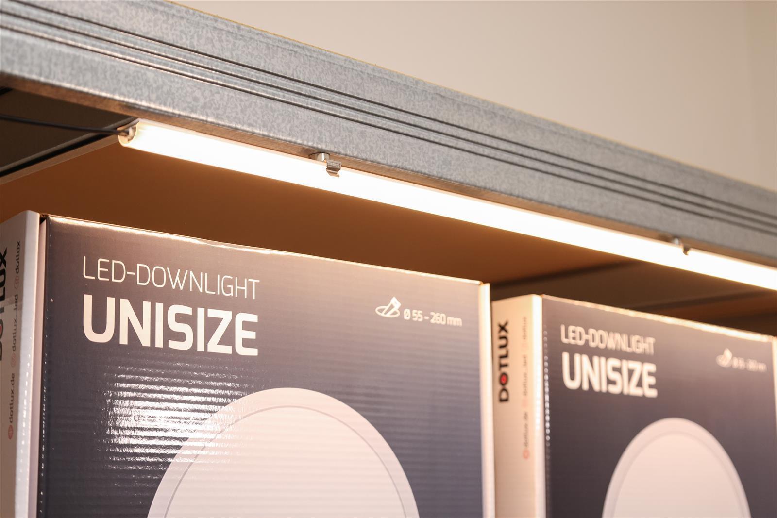 DOTLUX LED-Regalleuchte RETAILO 900mm 9W 24V 3000K inkl.Netzteil Plug&Play Set 4 Stück
